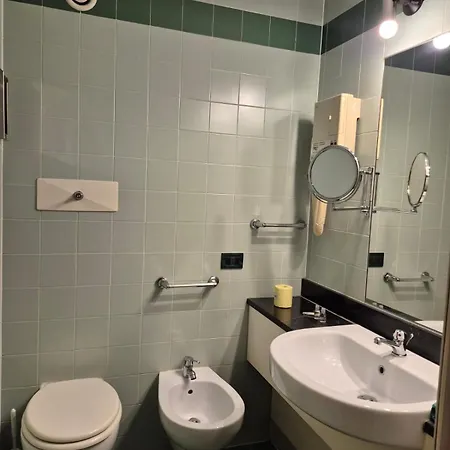 Hotel Garden - - Terre Di Canossa 3*