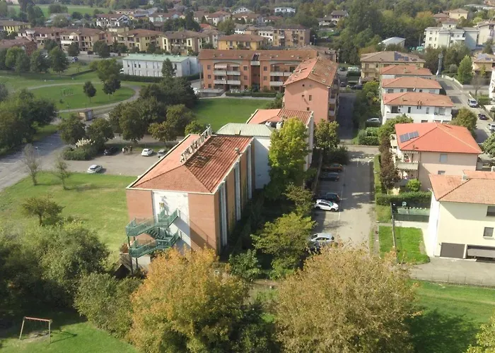 Garden - - Terre Di Canossa Hotell 3*