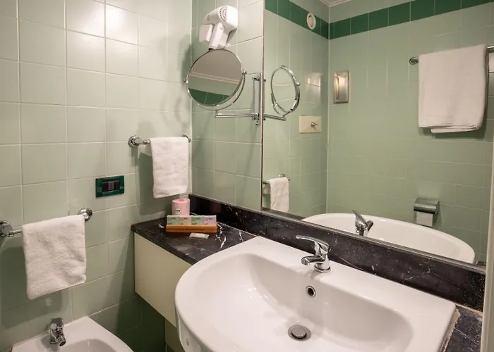 Garden - - Terre Di Canossa Hotell 3*
